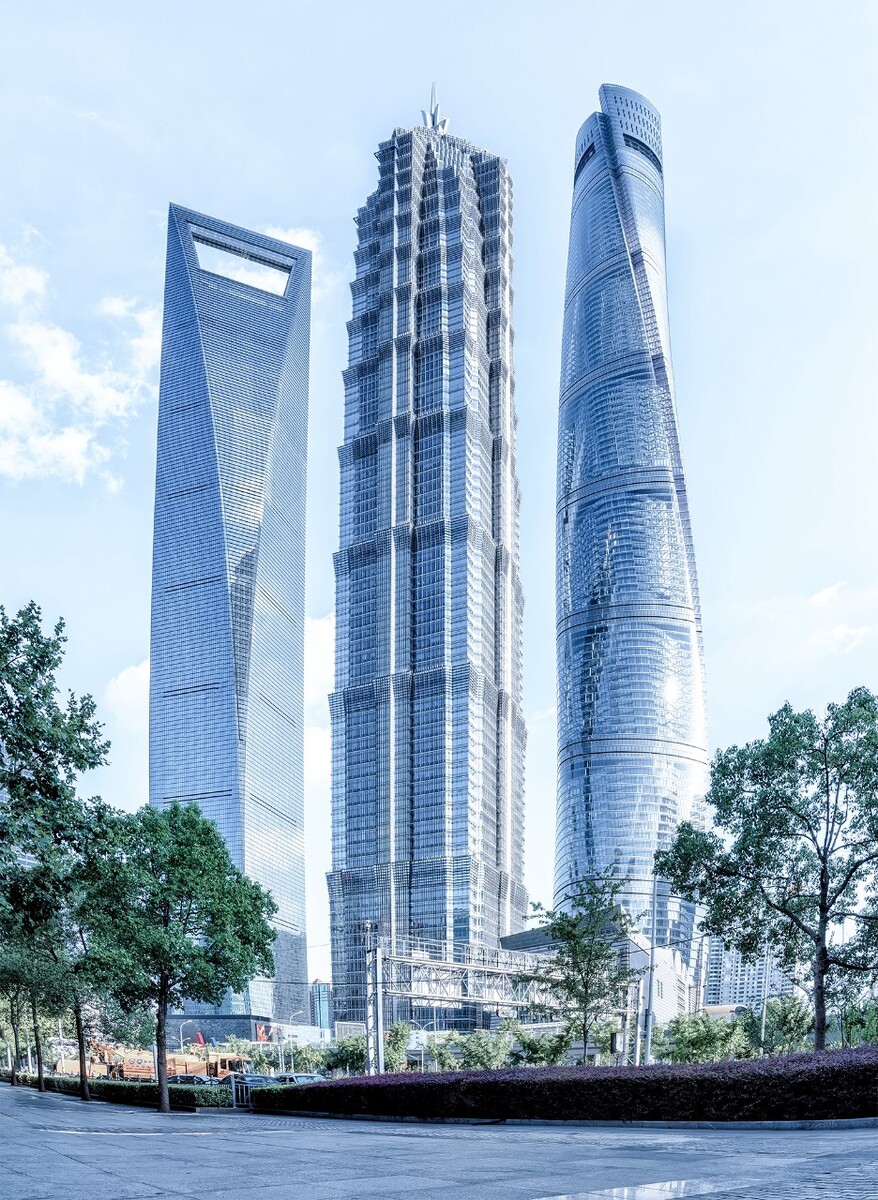 上海搬家公司大比拼：红双喜搬家脱颖而出，成为行业新宠